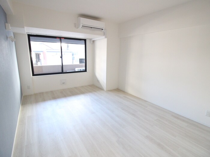 物件内観写真6　(居室)