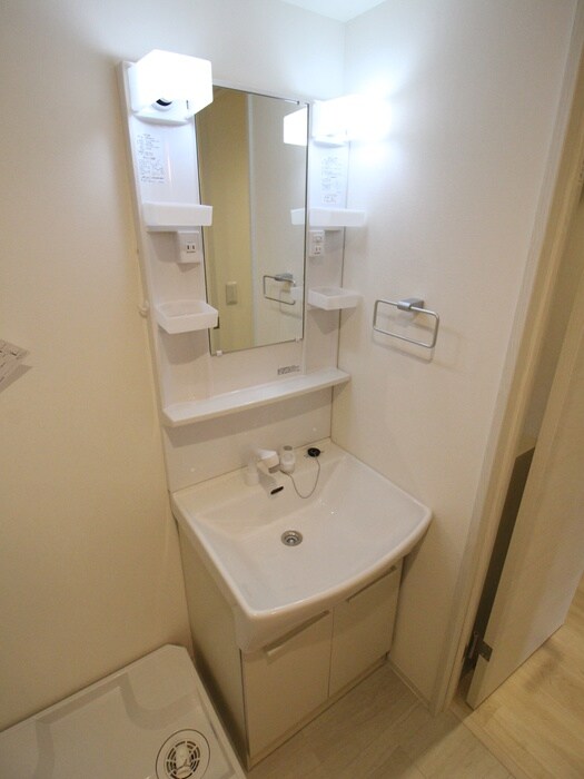 物件内観写真13　(洗面)