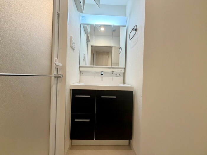 物件内観写真11　(洗面)