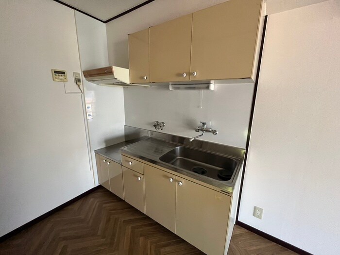 物件内観写真3　(キッチン)