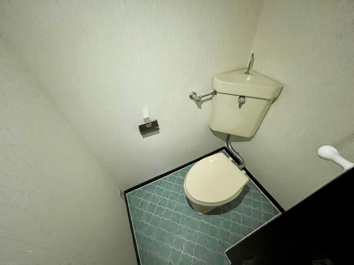 物件内観写真5　(トイレ)