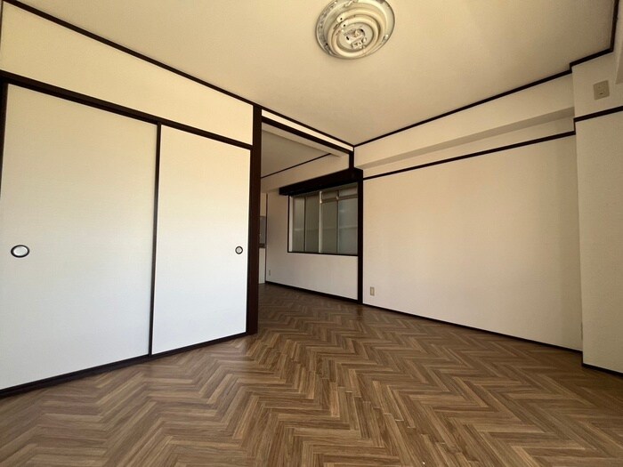 物件内観写真7　(居室)