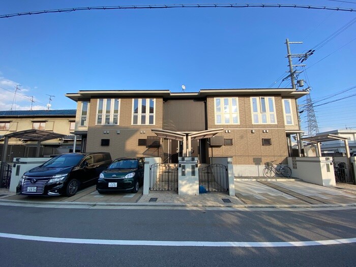 物件外観写真2　(外観写真)