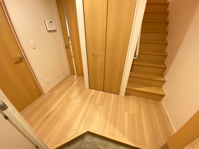 物件内観写真18　(廊下)