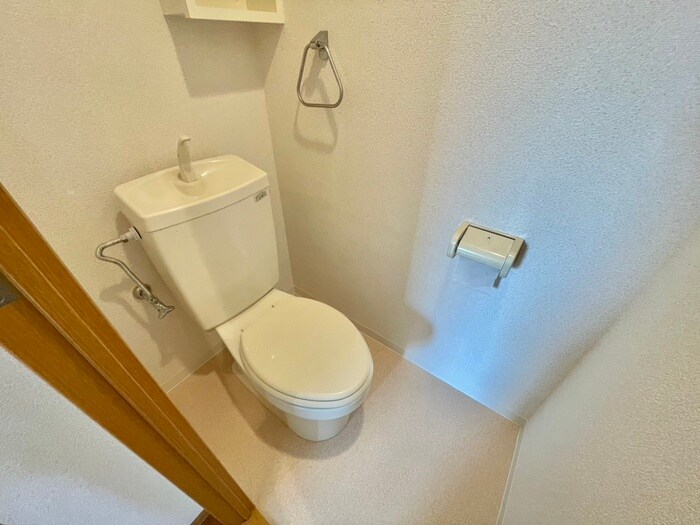 物件内観写真11　(トイレ)