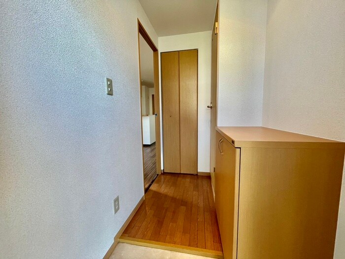 物件内観写真19　(廊下)