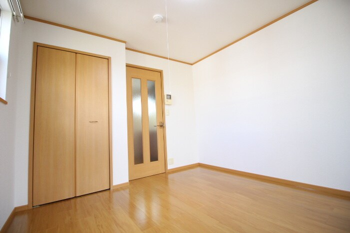 物件内観写真5　(居室)