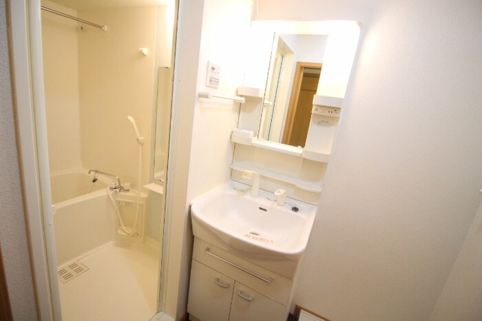 物件内観写真9　(洗面)