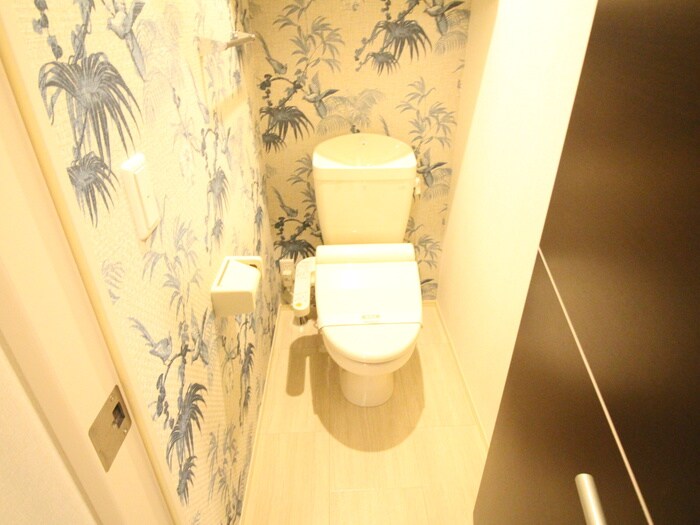 物件内観写真12　(トイレ)