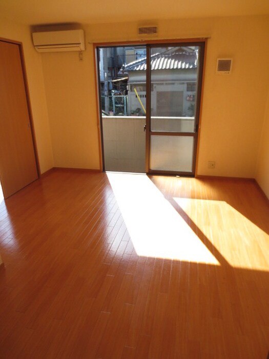 物件内観写真18　(居室)