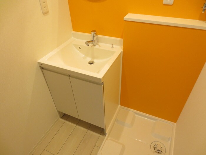 物件内観写真7　(洗面)