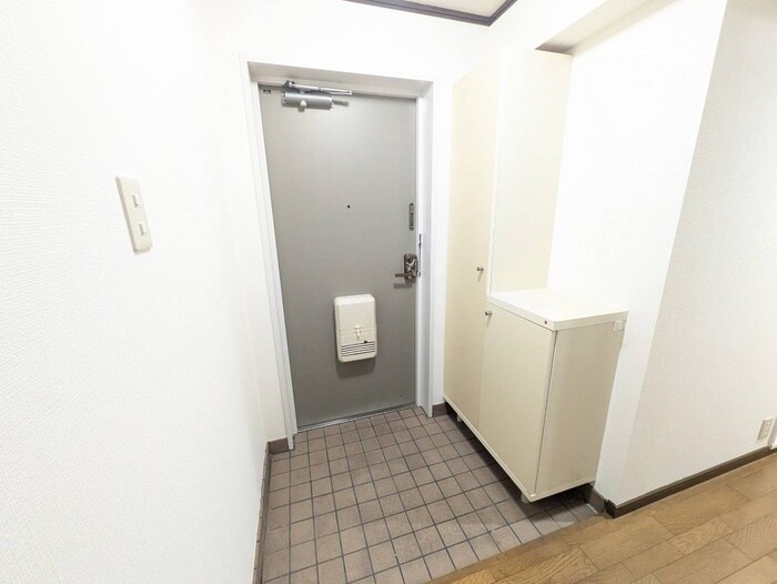 物件内観写真15　(靴箱)