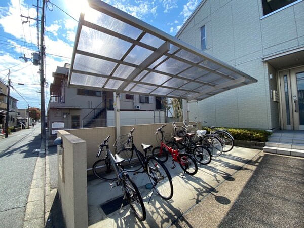 駐輪場