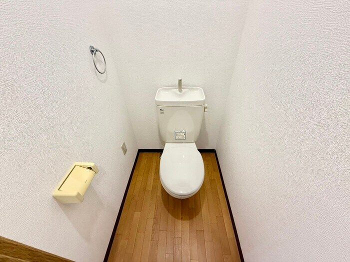 物件内観写真12　(トイレ)