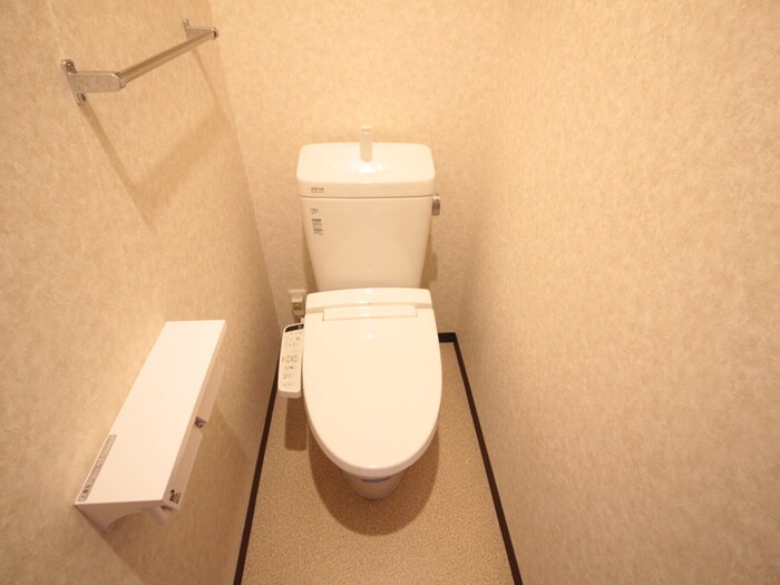 物件内観写真14　(トイレ)