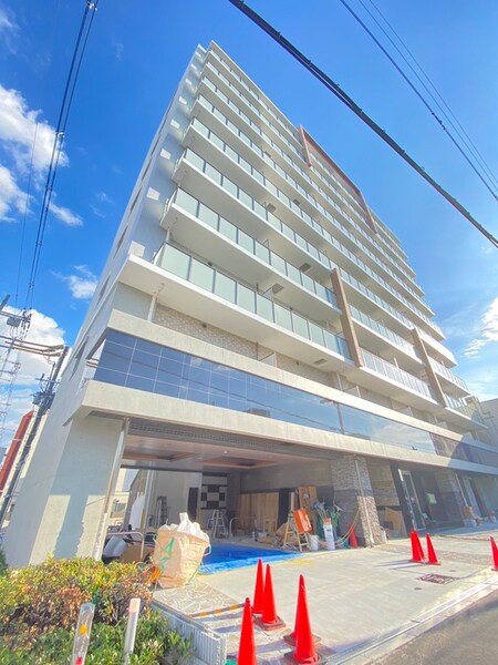 パラゴン勝山通り外観写真