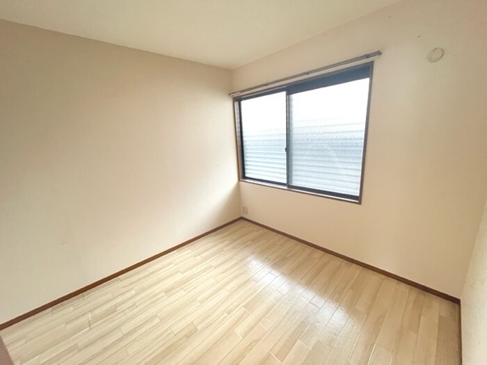 物件内観写真15　(居室)