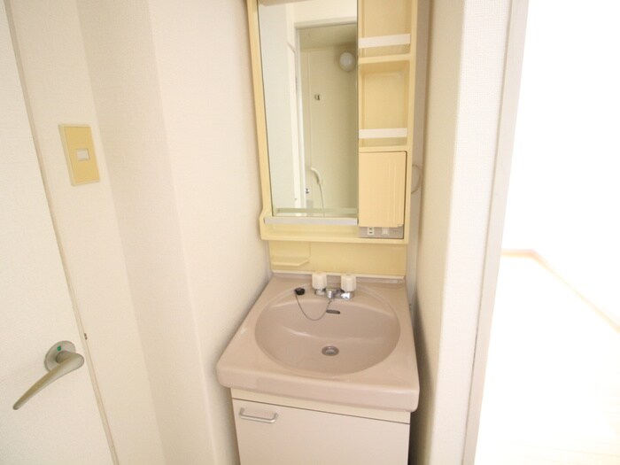 物件内観写真11　(洗面)