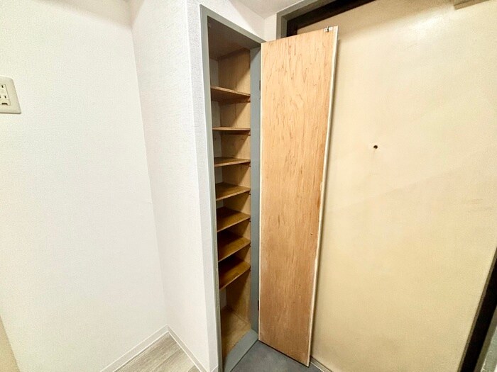 物件内観写真13　(靴箱)