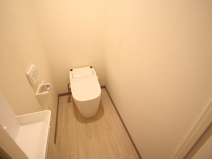 物件内観写真13　(トイレ)