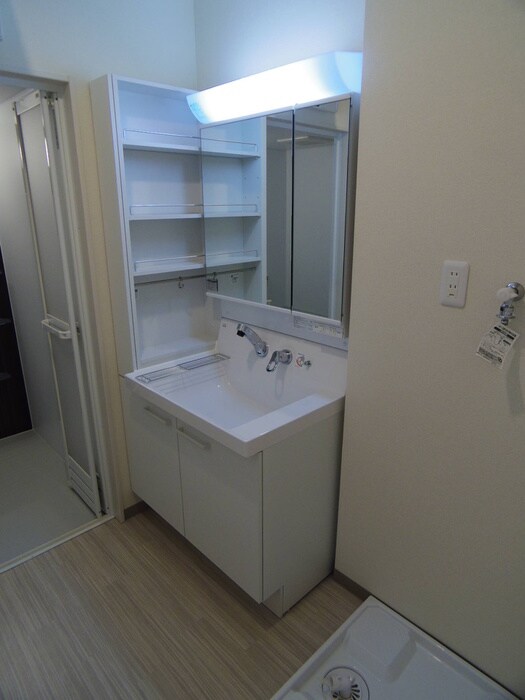 物件内観写真13　(洗面)