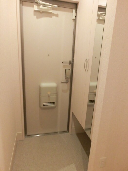 物件内観写真18　(靴箱)