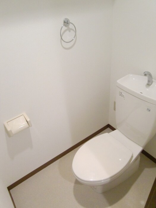 物件内観写真10　(トイレ)