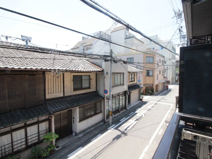 物件内観写真12　(室内からの展望)