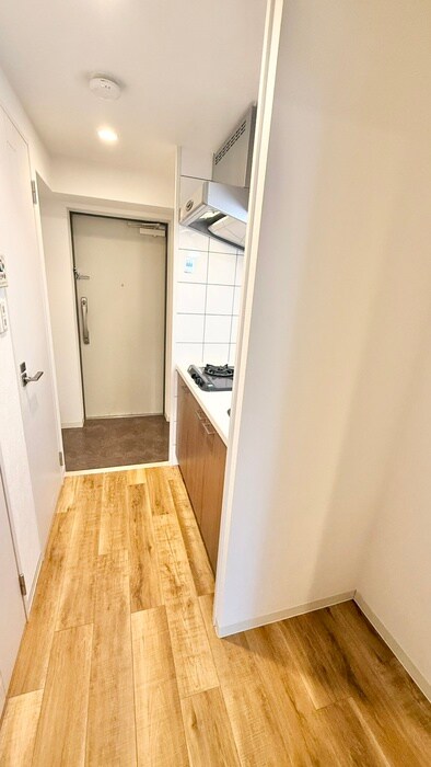 物件内観写真18　(廊下)