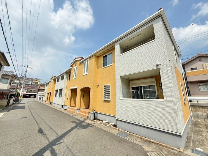 物件外観写真2　(外観写真)