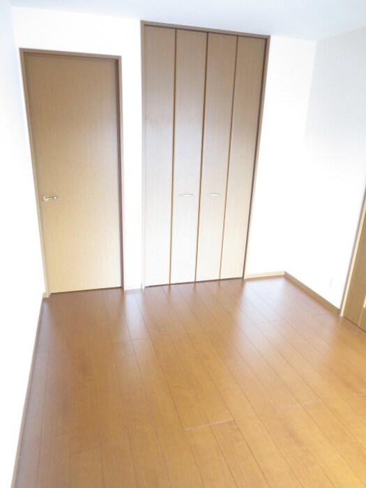 物件内観写真6　(居室)