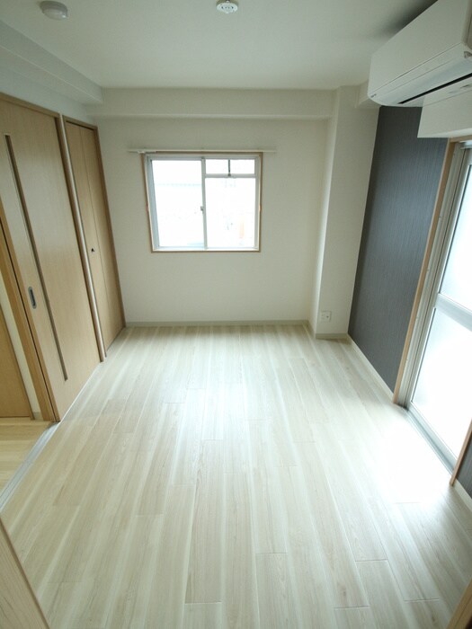 物件内観写真11　(居室)