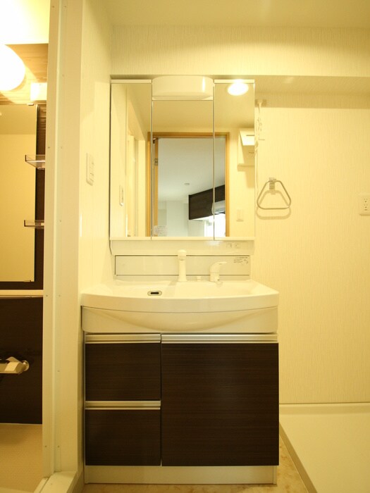 物件内観写真15　(洗面)