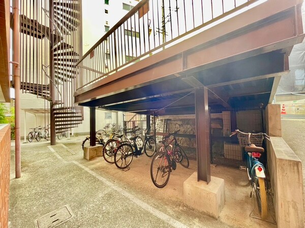 駐輪場