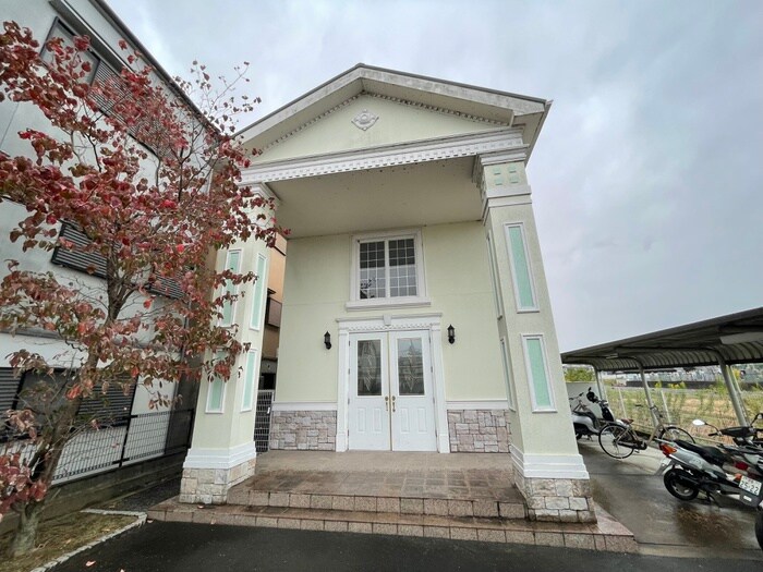 物件外観写真1　(外観写真)