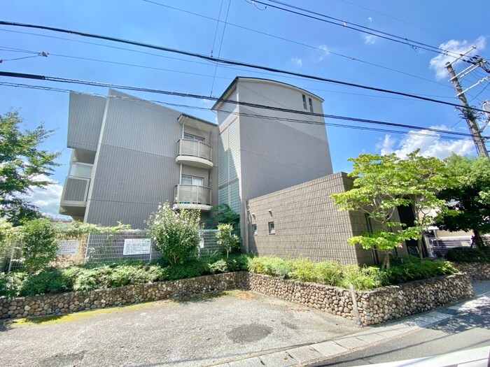 物件外観写真2　(その他)