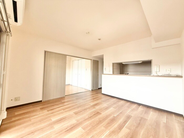 物件内観写真7　(居室)