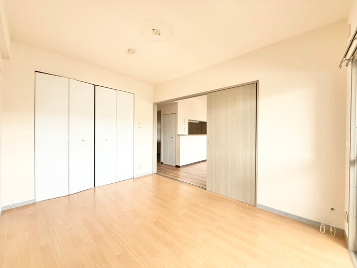 物件内観写真9　(居室)