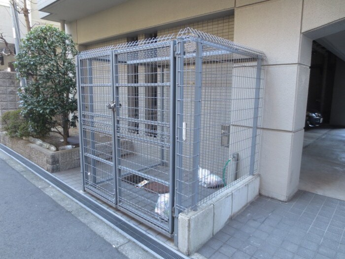 物件外観写真6　(建物設備)