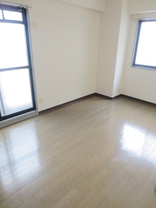 物件内観写真10　(居室)