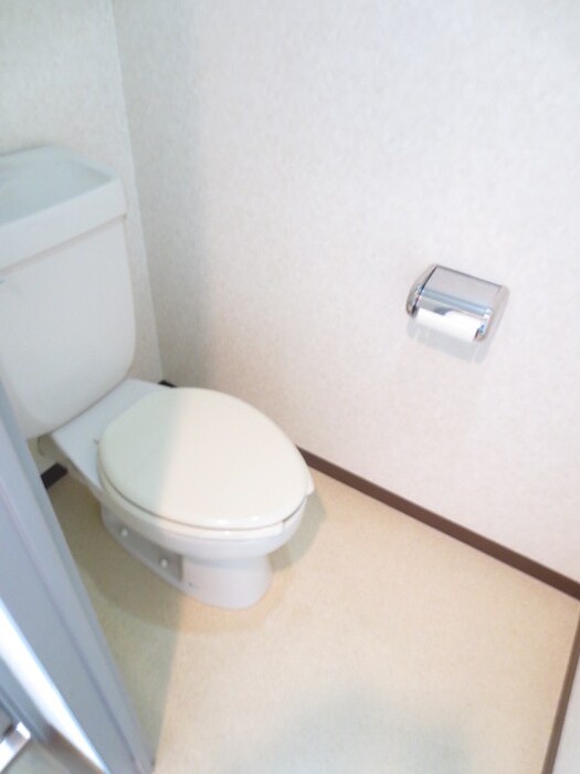 物件内観写真14　(トイレ)