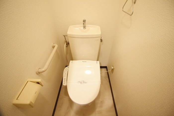 物件内観写真10　(トイレ)