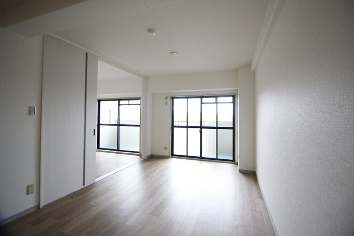 物件内観写真13　(居室)