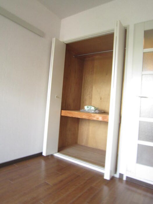 物件内観写真10　(収納)