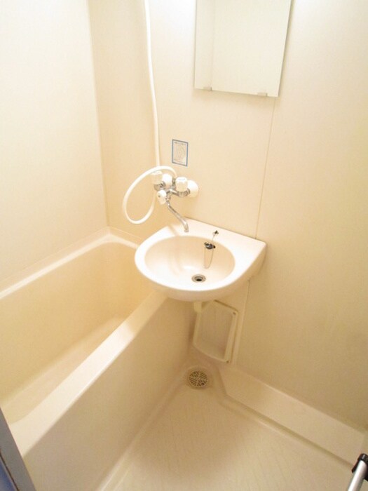 物件内観写真11　(洗面)