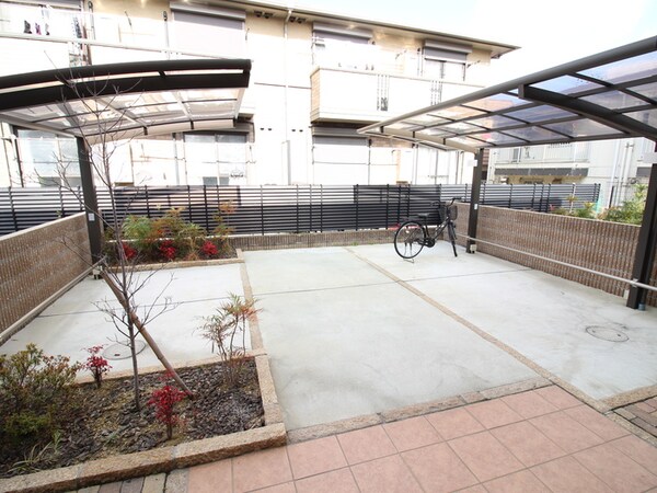 駐輪場