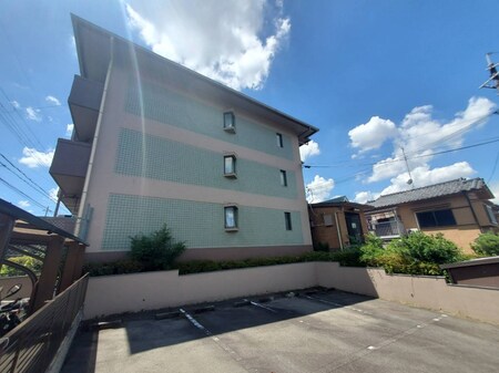 ガーディナル伏見ハイツ外観写真