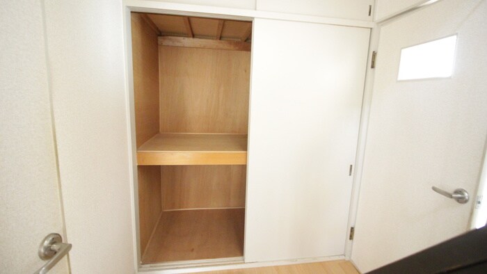 物件内観写真14　(収納)