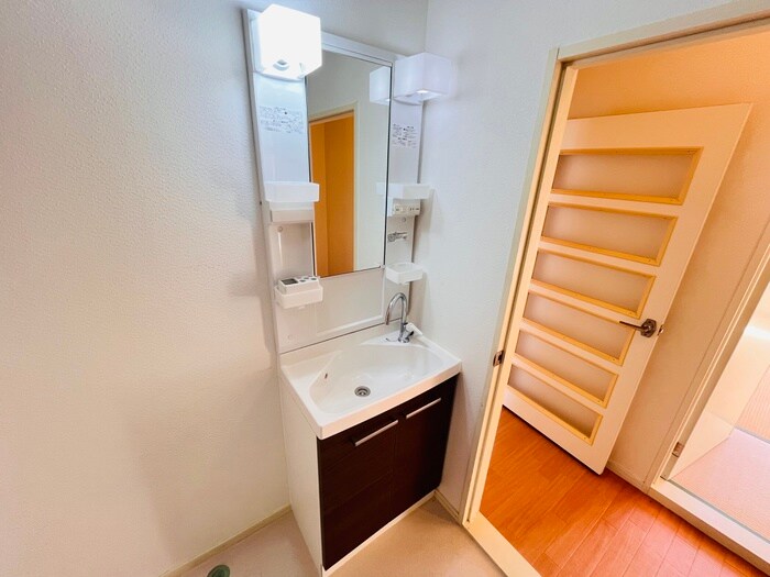 物件内観写真12　(洗面)