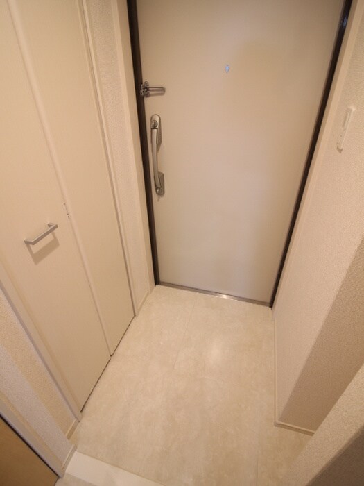 物件内観写真9　(廊下)